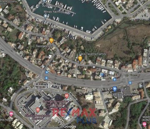 Corfu Chora (Kerkira), Kontokali, Plot For Sale, 580 sq.m., with building 154 sq.m., View: Sea view, Features: For development, Fenced, For Investment, On Highway, Flat, For tourist use, Price: 570.000€. REMAX PLUS, Tel: ... , email: ...