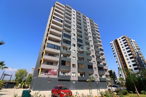 Nuevos apartamentos en venta en Mersin Tece a 300 m de distancia del mar, listos para entrar a vivir Los nuevos apartamentos listos para entrar a vivir se encuentran en Mersin Tece. Mersin atrae la atención de los inversores locales y extranjeros con...