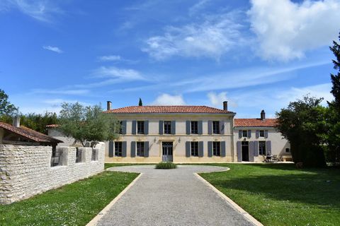 EXCLUSIVE TO BEAUX VILLAGES! Close to Surgères with its weekly market and TGV train station, this beautiful 18th century residence has been tastefully renovated, retaining the character of the property and the aspect of the period. Entering through t...