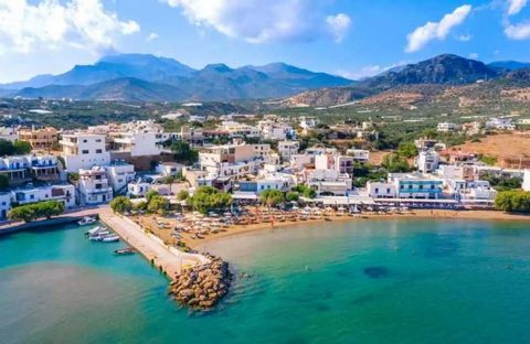 Located in Ierapetra. Lovely seaview building plot of 1050 m2, nicely positioned inside the village planning zone of the tourist resort of Makrygialos, at the south coast of Crete, only 150m from the beach. It has the planning permission (allowance) ...