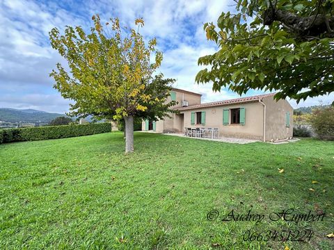 Audrey HUMBERT au 0663451224 vous invite à découvrir cette superbe villa individuelle située à Beaumont-de-Pertuis (84120), un pittoresque village du Vaucluse, niché à la frontière du parc naturel régional du Luberon. Ce cadre privilégié allie le cha...