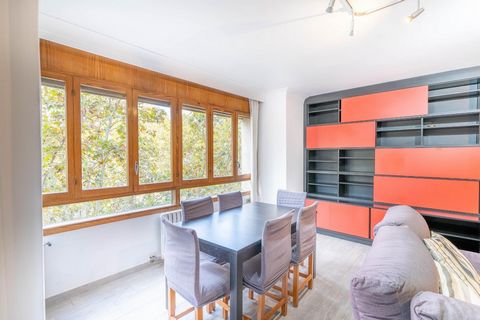 Modernes Apartment mit 3 Schlafzimmern im Herzen von Palma Bons Aires~~Entdecken Sie urbanes Wohnen vom Feinsten mit diesem geräumigen und gut ausgestatteten Apartment mit 3 Schlafzimmern und 2 Bädern, das perfekt in Palmas pulsierendem Zentrum geleg...