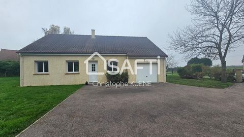 Je vous présente cette maison de plain pied de 84m2 avec 3 chambres a 5 minutes de l'autoroute A13(la Défense 50mn)- gare a Gaillon (4km)- Gaillon paris-la Défense 1h30- Elle se compose d'un espace de vie de plus de 40m2 avec cuisine ouverte, d'un co...