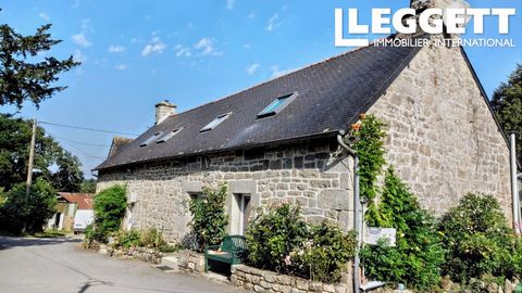 A33339JW56 - Nestled in the heart of a peaceful hamlet at the end of a quiet cul-de-sac in Ploërdut, this charming stone house has been beautifully restored in 2022 and 2023, with a garden plot of 893m², it includes a garage and a small stone outbuil...