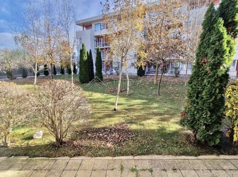 Apartament z 2 sypialniami i arka widok, Nessebar Fort Club, Słoneczny Brzeg Na sprzedaż jest przestronny apartament z 2 sypialniami, położony na 1. piętrze w Nessebar Fort Club w Słonecznym Brzegu. Nessebar Fort Club jest bardzo zadbany, ma 6 /sześć...