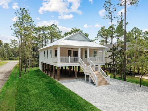Experience luxury coastal living at its finest in this impressive new construction home. 3bedrooms 2.5 baths with ample under structure parking featuring upscale finishes. An elevated design, and unmatched access to the Choctawhatchee Bay and Gulf wa...