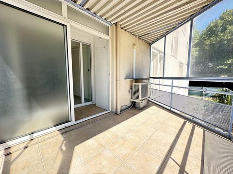 A SAISIR SUR BAGNOLS SUR CEZE (30) MAGNIFIQUE APPARTEMENT DE 64 M²