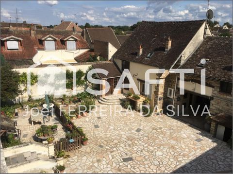 ENSEMBLE IMMOBILIER COMPOSER DE 8 LOGEMENTS