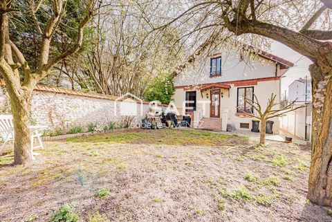 Maison sur sous-sol total / double garage indépendant / véranda / jardin