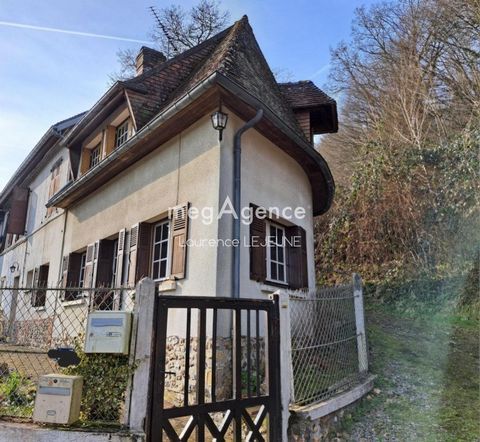 ORBEC MAISON 67m² courette 2 GARAGES TERRAIN 584m²