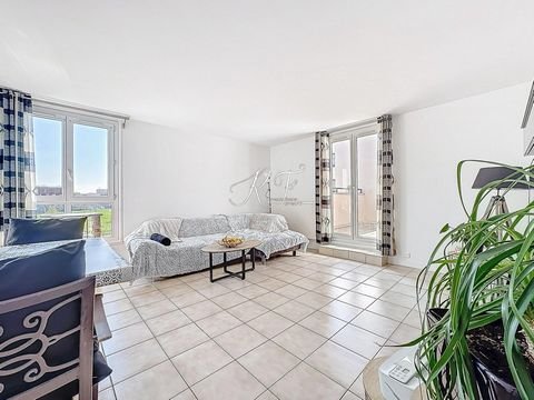 Appartement au dernier étage avec grande terrasse