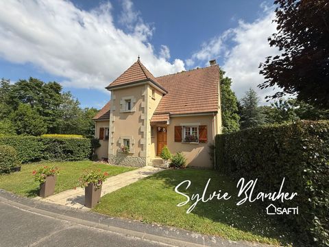 MAISON AU CENTRE D'EVRECY - 4 CHAMBRES - 834 M2 TERRAIN