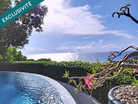 Villa T5 – Piscine, jardin, vue mer – Case-Pilote