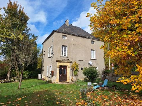 Maison de caractère à finir de rénover – à 10 min des commodités