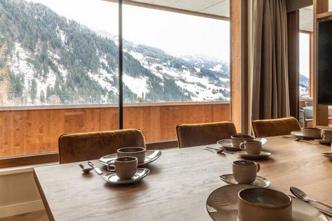 This luxury apartment is located on the second floor of one of the two buildings of the small-scale apartment complex Resort Silvretta. It is only approx. 600 m from the valley station of the gondola (Zamang Bahn) with connection to the Silvretta Mon...