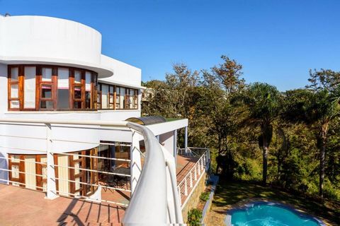 Stunning 5 Bed Villa For Sale in East London South Africa Esales Property ID: es5553645 Property Location 12 Sheerness Road, Bonnie Doon East London Eastern Cape 5241 South Africa Property Details With its glorious natural scenery, excellent climate,...