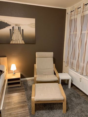 The apartment has an area of 23 square meters and is located Im Pannenhack, Rösrath on the 1st floor in house 96. It has a small entrance area including a compact wardrobe, a bathroom with shower, a kitchen, as well as a comfortable living room/bedro...