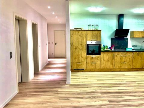 Werbung Wohnung Trier Dear ladies and gentlemen, thank you for your interest. Welcome to the oldest city in Germany. The apartment is very modern and very cozy, where you can feel at home. The appartement is furnished and has an area with an open liv...