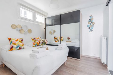 Charmant appartement avec une chambre situé dans 11eme arrondissement entre Belleville et République.