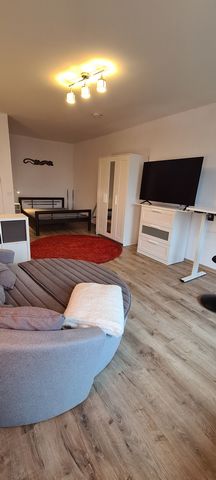 Rent a nice and cosy appartment with flexible working area! Complete and fully equiped including: - TOP flexible working space with height adjustable desk, ergonomic seat and separate monitor. - Small separate kitchen including all necessary devices ...