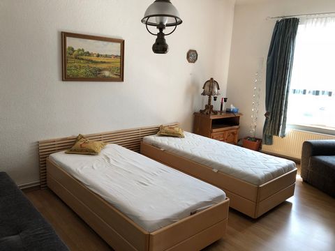 Big flat with comfortable rooms, the bath room has big windows and bathtub and also a shower. The kitchen is in good condition and has everything which is needed.
