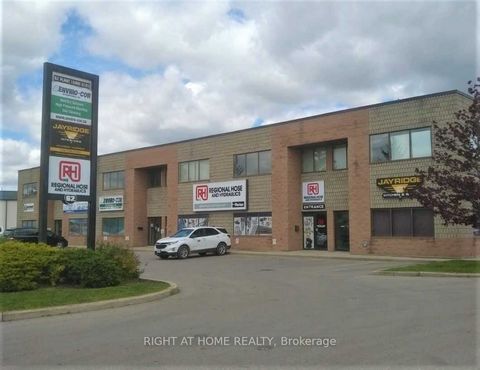 Second Floor Large Open Concept Space Suitable For : Service, General Office, Or Health Club Based Uses. M2 - 21 Zoning Allows Many Permitted Uses. 11 Foot Ceilings, Large Windows, Large Washroom. Common Unreserved Parking, Side Entrance. Additional ...