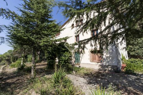This amazing country estate for sale is situated in Sant Bartomeu de la Quadra, close to Molins de Rei, in a peaceful and tranquil location whilst also being close to the city of Barcelona. The property offers 11 bedrooms and 3 bathrooms. There is a ...