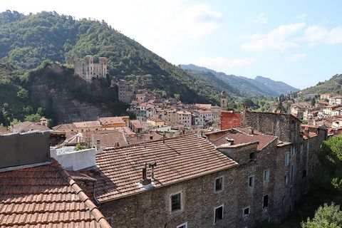 On the edge the medieval village of Dolceacqua we have this apartment for sale 50 m². The apartment is located on the second floor and has views over the Ligurian mountains. The apartment consists of two levels levels: * At the first level is the liv...