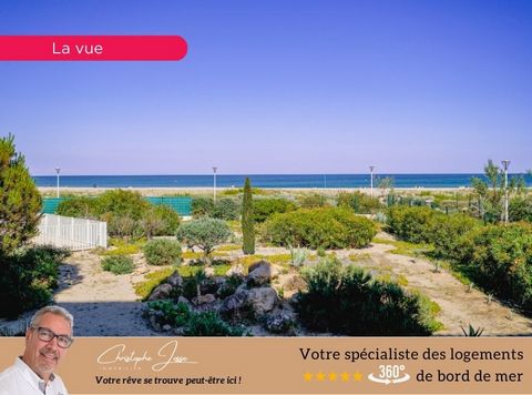 11370 PORT-LEUCATE, Christophe Josse, su asesor inmobiliario local, le presenta en exclusiva este bonito apartamento junto al mar. ¡Una oportunidad para aprovechar rápidamente! ENTRE EL MEDITERRÁNEO Y LOS PIRINEOS Situado en Port-Leucate, a sólo 30 m...