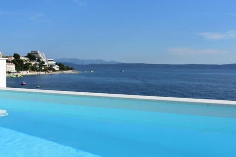 Luxury waterfront 4**** villa on Makarska riviera, with swimming pool and dizzling sea views! For sale is a stunning duplex villa in Podgora, a small tourist town just a few kilometers from Makarska. The villa sits in a prime seafront location with b...