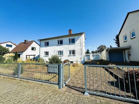 Willkommen in Ihrem neuen Zuhause! Dieses charmante Zweifamilienhaus im lebenswerten Dreieich-Sprendlingen verspricht eine große Lebensqualität und Wohnen auf einem hohen Niveau auf insgesamt ca. 140 m² Wohnfläche. Perfekt geplant und massiv gebaut. ...