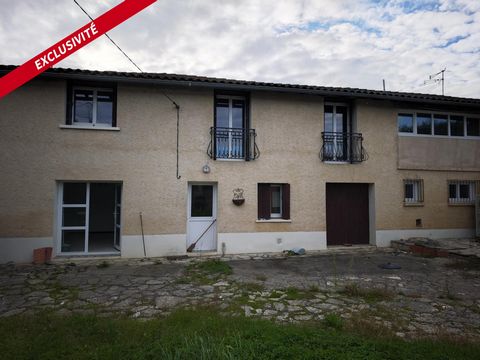 Située à Finhan (82700), cette maison offre un cadre paisible et familial, à proximité de commodités telles que des écoles, commerces et espaces verts. Idéalement implantée, elle séduit par son environnement calme et sa facilité d'accès aux principau...