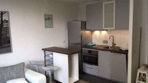 English Description: This apartment is small but perfectly furnished and fully equipped with everything you need for a comfortable stay. One of its standout features is the convertible bed, which easily transforms into a cupboard. This clever design ...