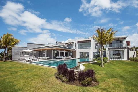 Discover this magnificent luxury villa, designed for a family who love modernity and tranquillity, a construction project that was carried out with great energy on one of the most sought-after estates in Mauritius, once the land where the local sugar...