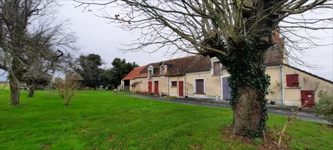 In der Gemeinde Poulaines (36), Bauernhaus zu renovieren, komplett zusammengesetzt, auf einer Ebene; eine Küche, ein Schlafzimmer, ein Esszimmer, eine Toilette, ein Duschbad und eine Speisekammer. Es folgen ein alter Stall, ein alter Stall und ein al...