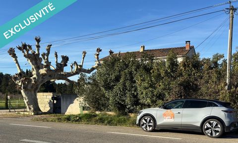 Voici la traduction en anglais : For Sale: Charming Property with Rental Potential in Barbentane Discover this unique 185 m² property located in Barbentane, just minutes from the Avignon TGV train station and close to Avignon and Saint-Rémy-de-Proven...