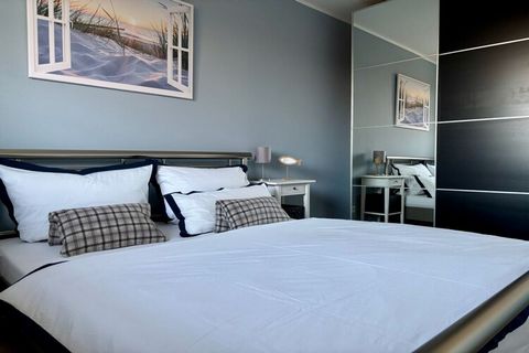 Komfort & Gemütlichkeit auf zwei Etagen Unsere liebevoll eingerichtete Doppelhaushälfte bietet Platz für bis zu vier Personen mit zwei Schlafzimmern, zwei modernen Bädern, einer Sauna und einem stilvollen Wohnbereich mit hochwertiger Küche. Genießen ...