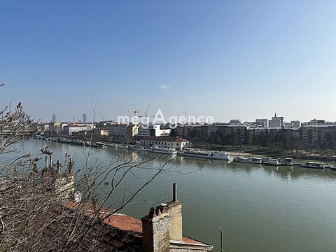 Vue exceptionnelle spacieux et lumineux, terrasses