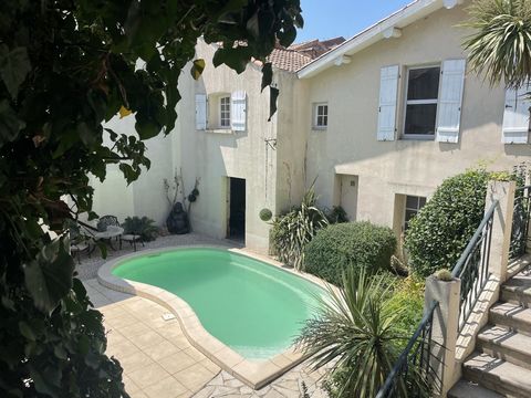 Superbe Maison de Maître avec Annexe à Magalas  À Ne Pas Manquer !
