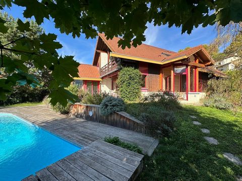 À vendre – Une maison de charme unique à La Buisse, face au Vercors!!