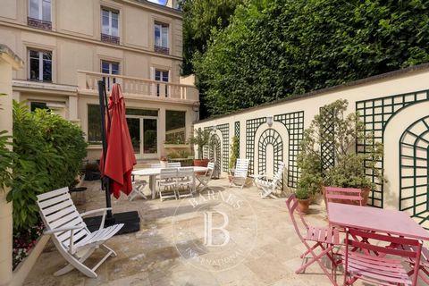 BARNES vous propose en Exclusivité, ancien Hôtel et restaurant : 