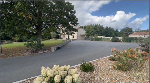 Cadre de nature , 5 Chambres, plan d'eau, écurie avec manège, piscine