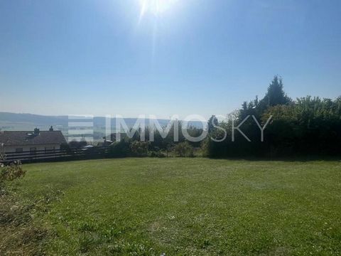 Dans un endroit calme et très beau de Ranstadt-Dauerheim, ce terrain à bâtir d’une superficie totale de 774 m² est à vendre. Cet espace spacieux offre de nombreuses possibilités pour réaliser votre rêve de posséder votre propre maison ou un projet de...