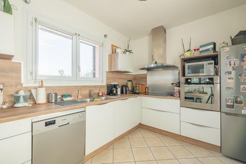 Maison T5 avec garage et jardin