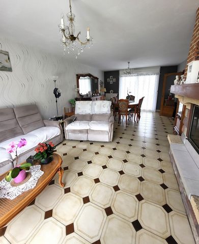 MAISON SEMI PLEIN PIED, 5 CHAMBRES, 1 BUREAU