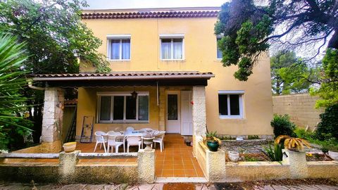 Montolivet, Villa 120 m² sur terrain 550 m² avec pscine entièrement rénovée