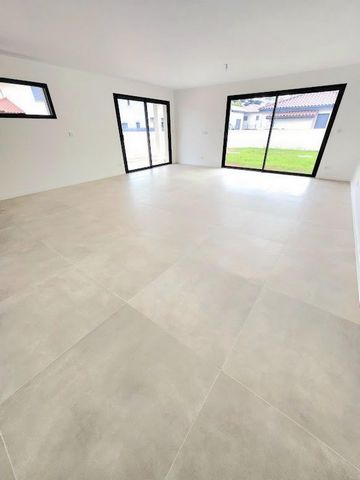 CHARLY / PLAIN PIED / MODERNE