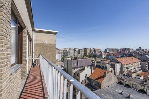 Spacious authentic and warm apartment with unique view of the Blankenberge Marina and hinterland. In a stately building close to a streetcar stop, public parking, the market place and the Zeedijk. On walking distance from the center. The apartment ha...