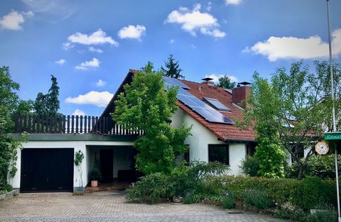 Our residential complex with two holiday apartments is sheltered in a very quiet cul-de-sac between the two wine-growing villages of Mußbach and Gimmeldingen. The vineyards begin just 50 m in front of the house and invite you to walk and cycle. Enjoy...