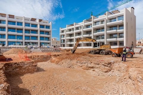 NEW BUILD RESIDENTIAL COMPLEX IN VILLAMARTINNew Build residential complex of a total of 94 modern 2 bedrooms apartments and penthouses in VillamartinYou can choose from ground floor apartments with garden apartments with cosy terraces or penthouses w...
